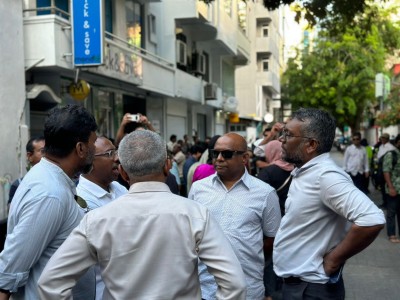 ޝާހިދުގެ އިންޒާރު: މީޑިއާތައް ހުއްޓުވަން އުޅުނު އެއްވެސް ސަރުކާރެއްގެ ނިމުން ރަނގަޅެއް ނޫން