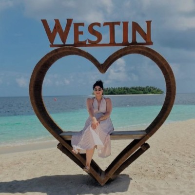 އަންޝުލާ ލޯބިވެރިޔާއާ އެކު ރާއްޖޭގައި