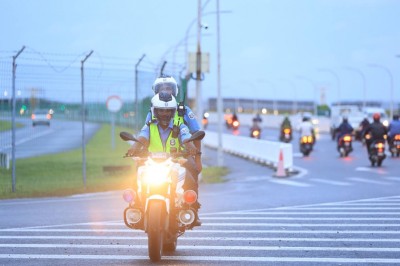 ވީއައިއޭ ކައިރި ހުންނަ ޓްރެފިކް ލައިޓް ނިވޭތީ ސަމާލުވާން ފުލުހުން އެދިއްޖެ