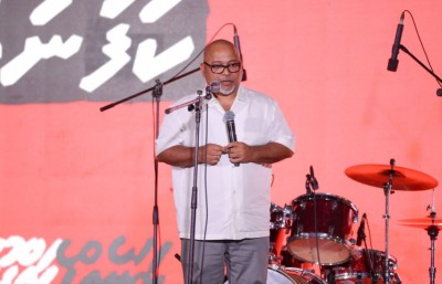 ބިލަކީ ބޮޑު އޮޅުވާލުމެއް، މީޑިއާ ރެގިއުލޭޓްކުރުމުގެ ނަމުގައި މަގްސަދަކީ އާންމުން ކޮންޓްރޯލްކުރުން: ސަވާދު