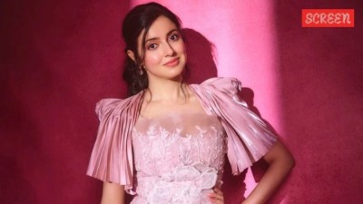 ރީތި ވުމަށް ބޮޓޮކްސް ފަދަ ކޮސްމެޓިކް ސާޖަރީ ހަދާ ތަރިންނަށް ދިވްޔާ ފާޑުކިޔައިފި