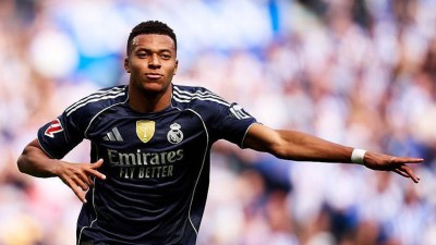 ދިހަ ކުޅުންތެރިންނާއެކު ރެއާލުން ސޮސިއެޑާޑް އަތްދަށުކޮށްފި