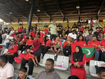 ދިވެހިންނަށް ޓިކެޓު އަގުބޮޑުކުރުމުން ސަޕޯޓަރުންގެ ނުރުހުން