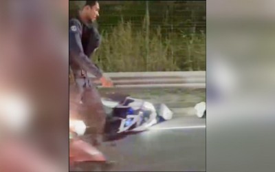 ފުލުހުންގެ ސައިކަލެއް ހިމެނޭހެން 3 ސައިކަލާއި ބަހެއް އެކްސިޑެންޓުވެ، ބަޔަކަށް ފަރުވާދެނީ