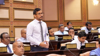 ނޫސްތަކާއެކު ސޯޝަލް މީޑިއާ ރެގިއުލޭޓް ކުރުމުގެ ބިރު: ފަލާހް ވިދާޅުވީ އެކަން ނުކުރާނަމޭ