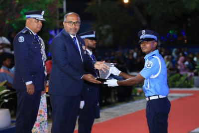 ރައްޔިތުންގެ މުދާ ފުލުހުންނަށް ރައްކާތެރި ނުކުރެވޭނަމަ، ގައުމުގެ ކުރިއެރުމަށް ހުރަސްއެޅޭނެ: އިހުސާން