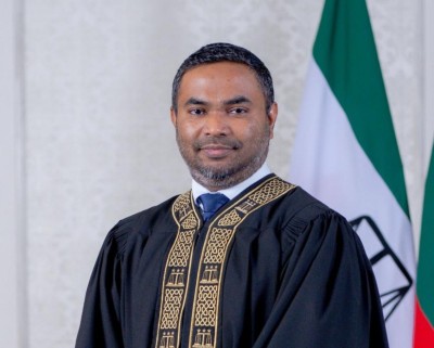 ޓެކްސް ޓްރައިބިއުނަލަށް ރައީސް ފޮނުއްވި ލިސްޓުގެ ކުރީގައި ފަނޑިޔާރުކަމުން ވަކި ކުރި މަހާޒް