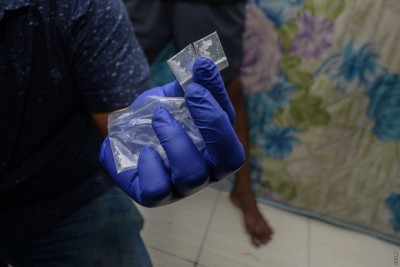 ޑުރަގުގެ މައްސަލައެއްގައި ފޭދޫ ކައުންސިލުގެ ކުރީގެ ރައީސާއި އޭނާގެ އަނބިމީހާ ހައްޔަރުކޮށްފި