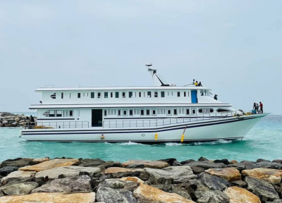 މިލިއަން ރުފިޔާގެ މުދަލާއި ގިނަ ބަޔަކާއެކު ދަތުރުކުރަނިކޮށް، ދިއްދޫގެ އެންމެ ބޮޑު ބޯޓު ފަރަށް އަރައިފި