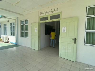 ޗުއްޓީ ނުދެނީސް ކުއްލިއަކަށް ޑޮކްޓަރު ފުރުމުން އިހަވަންދޫ ޑަޔަލިސިސް ސެންޓަރުގެ ޚިދުމަތް މެދުކެނޑިއްޖެ