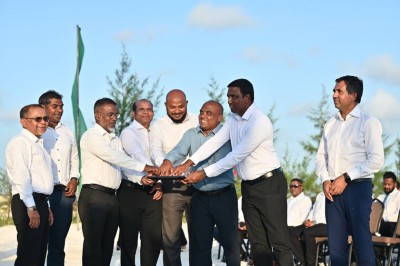 400 މިލިއަން ޑޮލަރަށް ހިސާބު ޖެއްސެވިޔަސް، ބަންކަރިންއިން ލިބުނީ 12 މިލިއަން ޑޮލަރު