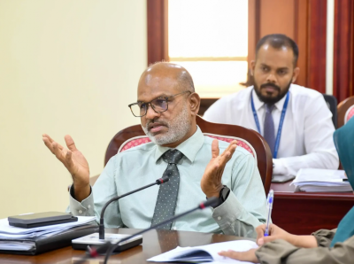 ވަގަށް ސިނގިރޭޓާއި ވޭޕް އެތެރެކުރުން އިތުރުވެއްޖެ، މިހާރު ޑިއުޓީ ވެސް ނުލިބޭ: ނާޒިމް