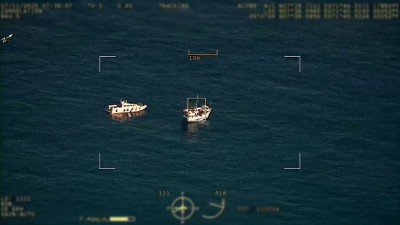 ޑްރޯން ބޭނުންކޮށްގެން 300 ކިލޯގެ ޑްރަގާއެކު ސިފައިން ހިފެހެއްޓީ ލަންކާގެ ބޯޓެއް