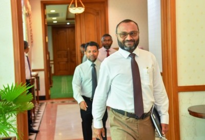 ސިޔާސީ 'ކުލަ ޖައްސައިގެން' މިސްކިތްތައް ނުހުޅުވާނަން: ޝަހީމް