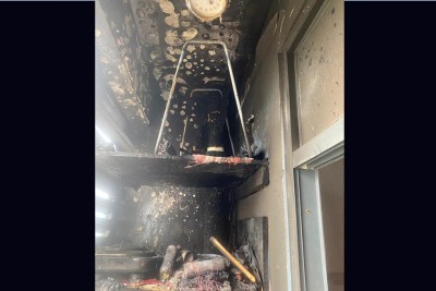 އެގްޒޯސްޓަކުން ކަރަންޓު ޝޯޓުވެގެން ރޯވެ، ހިޔާ ފުލެޓަކަށް ގެއްލުންތަކެއް