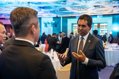 ޔޫކޭއާ އެކު އެފްޓީއޭ ހެދުމުގެ މަޝްވަރާ އެބަ ކުރިއަށްދޭ، އޮއްބައެއް ނުލަން: ސަރުކާރު