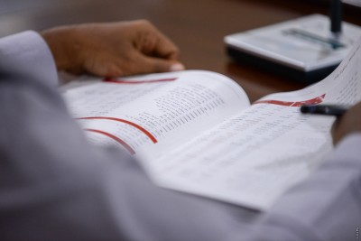 ސެންޓާ އެންޓަޕްރައިޒަސްއިން ލިޔެކިޔުން ފޯޖުކުރި ކަމަށް އޮޑިޓުގައި އޮތުމުން، ޖިނާއީ ތަހުގީގަކަށް އެދިއްޖެ