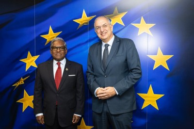 ދެމެހެއްޓެނިވި މަސްވެރިކަމާއި ވިޔަފާރި ފުޅާކުރުމާ ގުޅޭ ގޮތުން އީޔޫއާ މަޝްވަރާކުރައްވައިފި