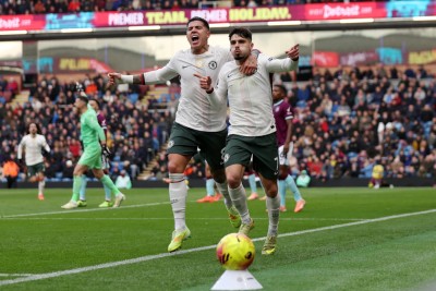 ބާންލީ ބަލިކޮށް ޗެލްސީ ތާވަލުގެ ދެވަނައަށް