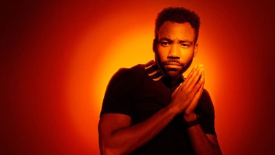 ސިއްހީ މައްސަލަތަކަކާ ގުޅިގެން ޑޮނަލްޑް ގްލޯވާގެ މިއުޒިކް ޓުއާ ނުބާއްވަން ނިންމައިފި