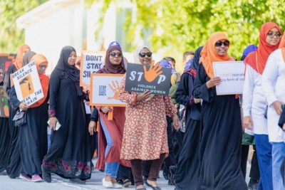 އަންހެނުންނަށް ކުރާ އަނިޔާއާ ދެކޮޅަށް މަމްސް އެއިޑުން ހަރަކާތްތަކެއް ފަށައިފި