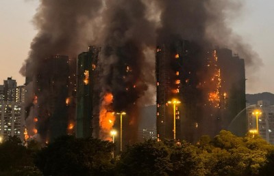 ހޮންކޮންގުގެ ފްލެޓް އިމާރާތްތަކެއްގައި ރޯވެ އެތައް ބަޔަކު މަރުވެއްޖެ