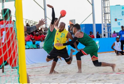 ގައުމީ ބީޗު ހޭންޑްބޯޅަ ޓީމުގެ ފަރިތަކުރުންތައް ކުޅުދުއްފުށީގައި ފަށައިފި