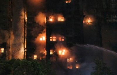 ހޮންކޮންގުގެ ފްލެޓް އިމާރާތްތަކެއްގައި ރޯވެ އެތައް ބަޔަކު މަރުވެއްޖެ