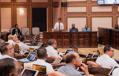 މަޖިލިސް ޗުއްޓީއަށް ދިއުން ފަސްކޮށްފި