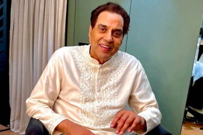 ދަރުމެންދުރަ މަރުވި ކަމަށް ބުނެ ދޮގު ޚަބަރު ފެތުރުން ހުއްޓުވުމަށް އާއިލާއިން މީޑިއާތަކަށް ގޮވާލައިފި