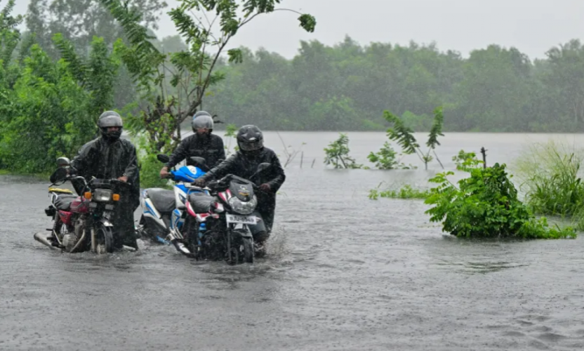 ލަންކާއަށް ކުރަމުންދާ ވިއްސާރަގައި 600އަށް ވުރެ ގިނަ ގެއަށް ގެއްލުންވެ މަރުވި މީހުންގެ އަދަދު 56 އަށް