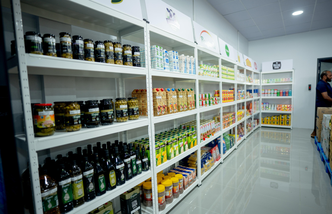 އަސާސީ ކާބޯތަކެތި ވިއްކަން އެސްޓީއޯގެ ހޯލްސޭލް ސެންޓަރެއް މާލޭގެ ބާޒާރުމަތީގައި ހުޅުވައިފި