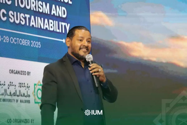 ކުޑަ ކުއްޖަކަށް ޖިންސީ ގޯނާކުރިކަމަށް އިއުތިރާފް ވުމަށްފަހު، ޑރ. ސަނީ އުމަރު ރާއްޖެއިން ފިލައިފި