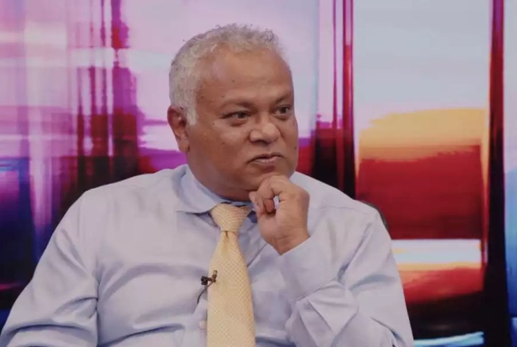 ލާމަރުކަޒީ ޤާނޫނަށް ބަދަލު ގެނެސް ހަގީގަތުގައި މިހާރު ސަރުކާރުން އުވާލީ "އަތޮޅުތައް"، ދެން އުވާލާނީ "ރަށްތައް" : ނިޔާޒް