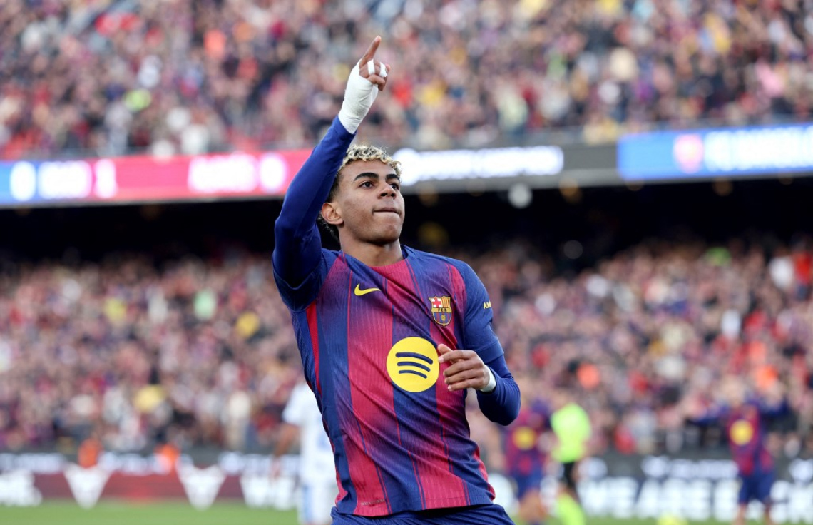 ޔަމާލް ފުރަތަމަ ފަހަރަށް ކޭމްޕް ނޫގައި ލަނޑު ޖަހައިފި