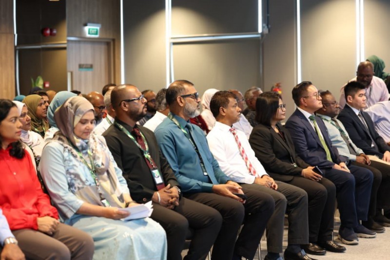 ބަރުދަން ލުއިކުރަން އެހީވާ ބެރިއަޓްރިކް ސާޖަރީ އައިޖީއެމްއެޗްގައި ހަދަން ފަށައިފި