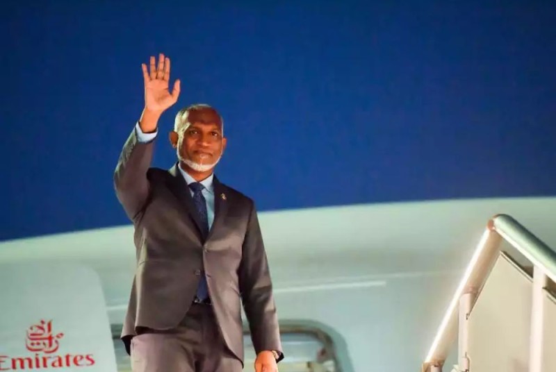 އިނގިރޭސި ރަސްގެފާނުގެ ދަޢުވަތަކަށް ރައީސް އިނގިރޭސިވިލާތަށް