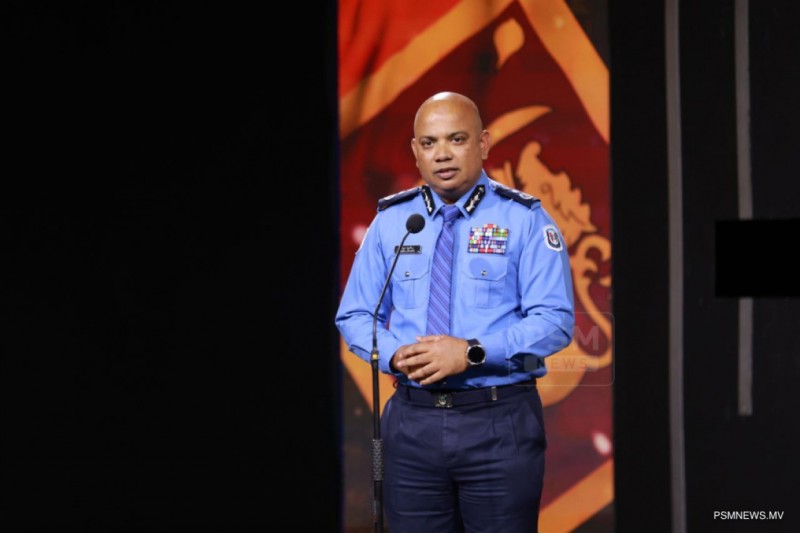 ކުޑަ ވަގުތުކޮޅެއް ތެރޭ ލަންކާއަށް ފުލުހުން ދިން އެހީއަށް ނަވީންގެ ތައުރީފު: އެނގެނީ ފުލުހުންގެ މެދުގައި އޮތް އެއްބައިވަންތަކަން!