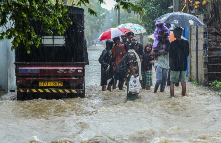 ކޮޅިގަނޑު ވަރުގަދަވެ ތޫފާނަކަށް، ލަންކާ ކުއްލި ހާލަތަށް!