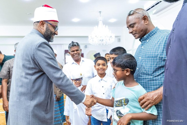 އިސްލާމީ މަރުކަޒުތައް ތަރައްޤީކުރުމުގެ ބޭނުމަކީ އިސްލާމީ ހިދާޔަތާއި ނޫރު ފެތުރުން: ވަޒީރު ޑރ. ޝަހީމް