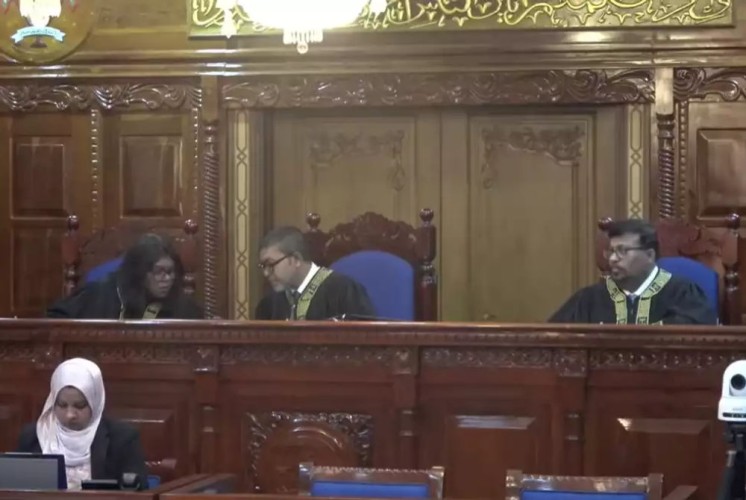 އަމުރު ނެރުއްވި ފަނޑިޔާރު، އިސްތިއުނާފް މައްސަލަ ބަލަން އިންނެވުމުން ޝަރީއަތް މެދުކަނޑާލައިފި