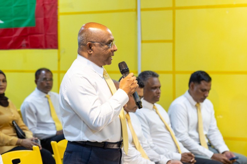 ރިޔާސަތުން ކަންކުރީ ދެގޮތަކަށް ކަމަށް ވިދާޅުވެ އަލުން ވަގުތީ ޗެއާޕާސަނެއް އައްޔަންކުރަން މަސައްކަތް ފަށަން ޝާހިދު ލަފާދެއްވައިފި