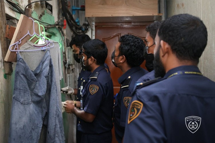 ގަވައިދާ ހިލާފަށް ވިޔަފާރިކުރާ ބިދޭސީން ރިޕޯޓުކުރަން އަންގައިފި