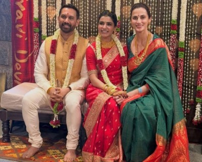 ސަމަންތާ އާއި ރާޖް ކައިވެނިކޮށްފައިވާކަން އިއުލާނުކޮށް ކައިވެނީގެ ފޮޓޯތައް އާއްމުކޮށްފި