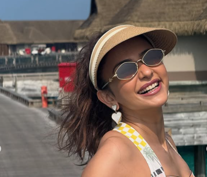 ރަކުލްގެ ދެމަފިރިން ރާއްޖޭގައި