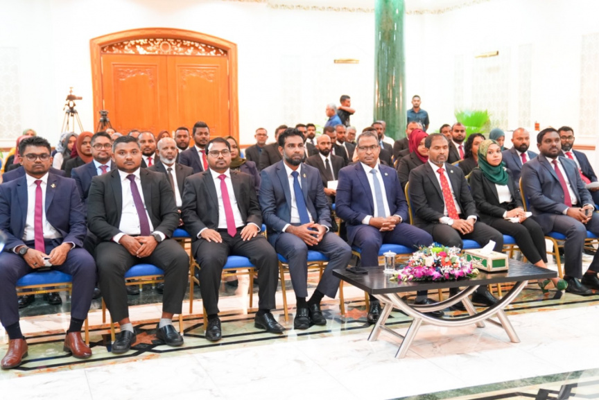 މަސް ބަލަން ތިބީ ބުޅާ، ފަނޑިޔާރުންނަށް އޮތީ އެ ބިރުވެރިކަން؟