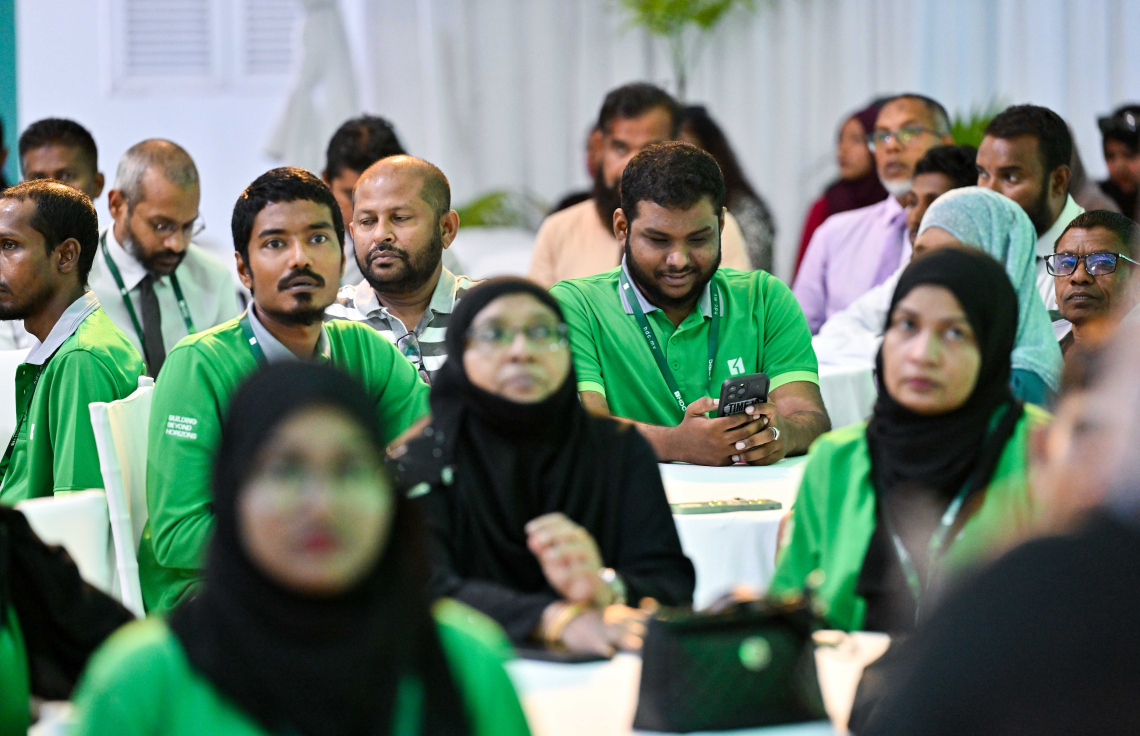 އަޅުގަނޑުމެން އިސްކުރަންވީ ކެތްތެރިކަމާއި އިހުސާންތެރިކަން: ފަސްޓް ލޭޑީ