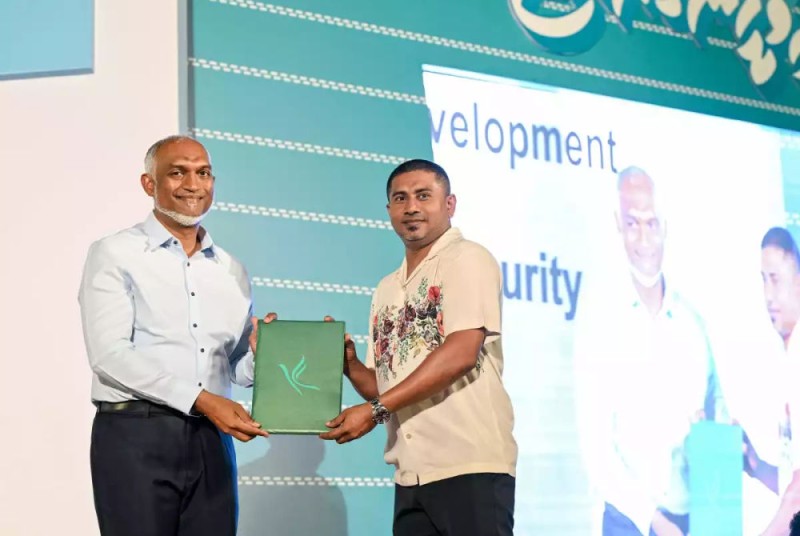 ޖަޕާނަށް ރާއްޖެ އިން ކަނޑައަޅާ ސަފީރަކަށް މަހުލޫފް އައްޔަނު ކުރަން މަޖިލީހުން ރުހުން ދީފި