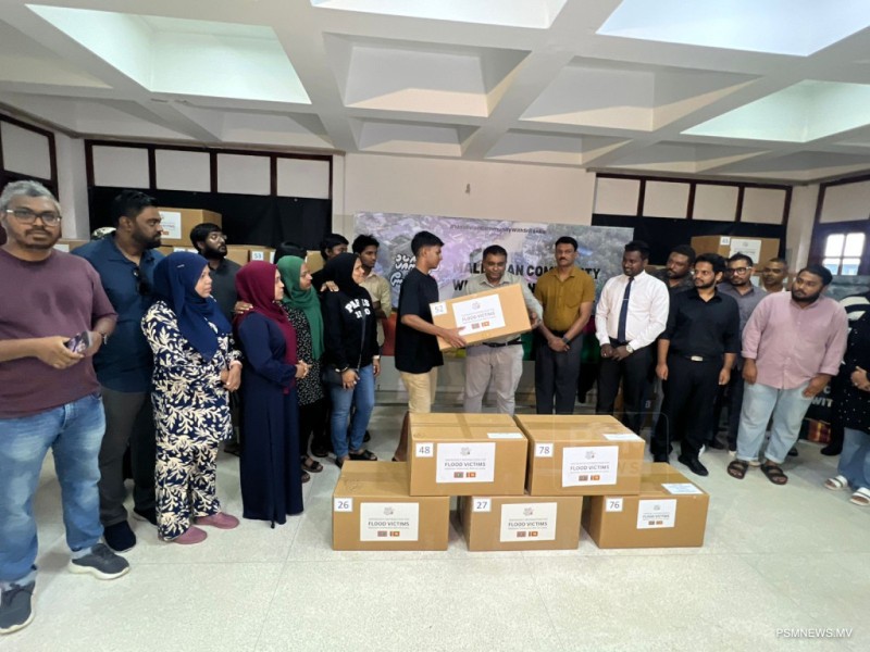 ލަންކާގައި އުޅޭ ދިވެހިން އަސާސީ ސާމާނު ހަދިޔާކޮށްފި