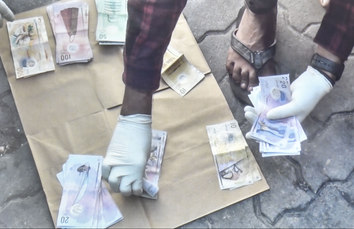 ޑްރަގުގެ ބޮޑުންތަކެއް އައްޑޫން ހައްޔަރުކޮށްފި، ހަތަރު އެކައުންޓުގައި 19 މިލިއަން ރުފިޔާ ދައުރު ކުރި